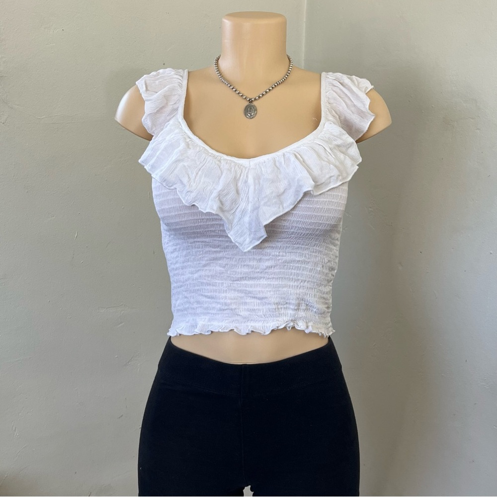 Derek Heart White Ruffle Detail Crop Top